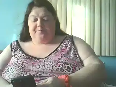 Snapshot of Honeybee2025 chatting on 01/08/25, 10:06 Honeybee2025 online show from 01/08/25, 10:06