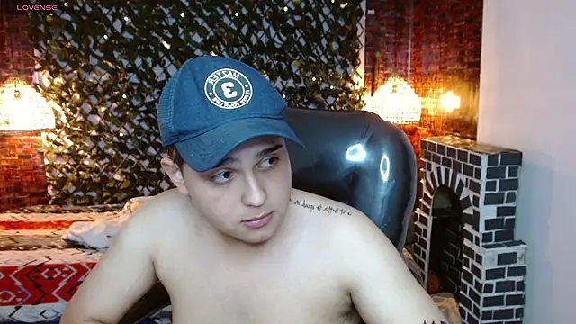 Snapshot of AndrewPherson chatting on 01/13/25, 08:15 AndrewPherson online show from 01/13/25, 08:15