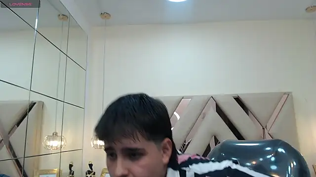 Snapshot of AndrewPherson chatting on 01/29/25, 07:00 AndrewPherson online show from 01/29/25, 07:00