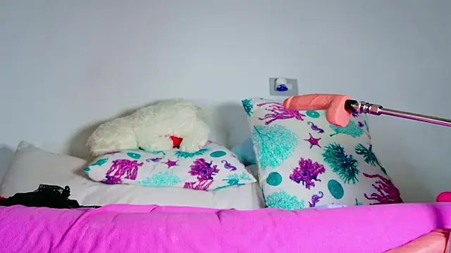 NeredaXxx online show from 02/16/26, 09:05