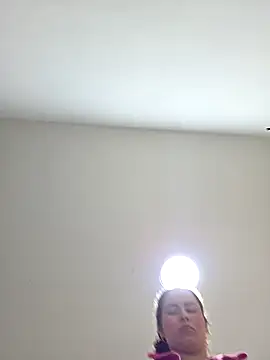 NeredaXxx online show from 04/14/26, 08:04