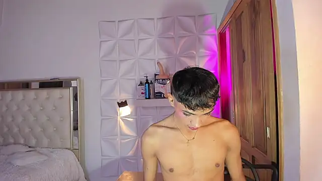 im sebaslopez online show from 12/15/25, 11:47