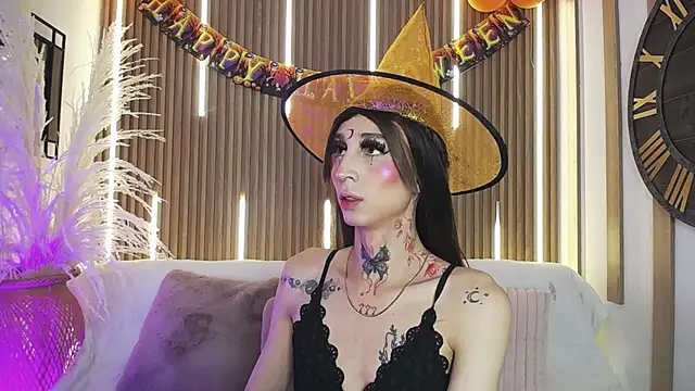 Aniie Doll online show from 10/27/25, 08:24