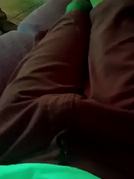 Snapshot of jtf4055 chatting on 12/16/25, 05:12 jtf4055 online show from 12/16/25, 05:12