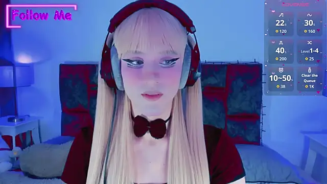 Snapshot of Kirmyy_ chatting on 11/01/25, 09:39 Kirmyy online show from 11/01/25, 09:39