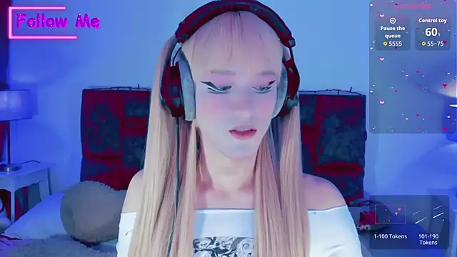 Snapshot of Kirmyy_ chatting on 11/14/25, 09:02 Kirmyy online show from 11/14/25, 09:02