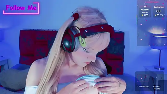 Snapshot of Kirmyy_ chatting on 11/24/25, 09:36 Kirmyy online show from 11/24/25, 09:36