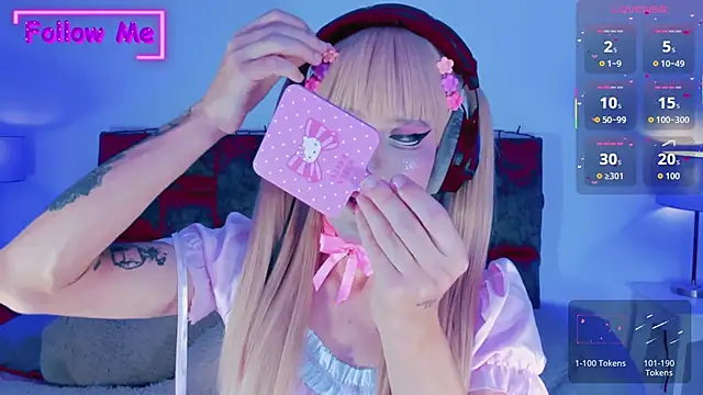 Snapshot of Kirmyy_ chatting on 11/26/25, 11:17 Kirmyy online show from 11/26/25, 11:17