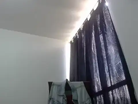 Snapshot of nicolle_milf1978 chatting on 03/16/25, 01:49 nicolle milf1978 online show from 03/16/25, 01:49