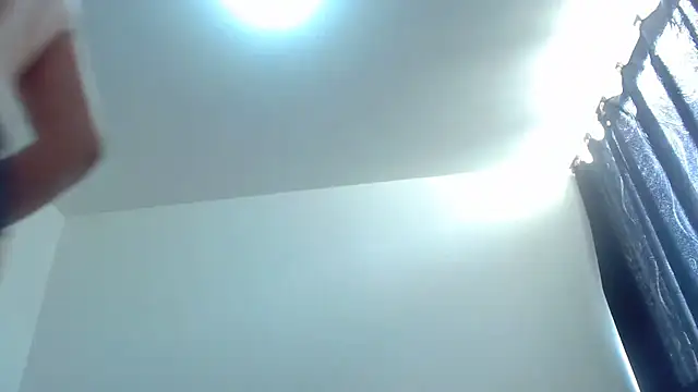 Snapshot of nicolle_milf1978 chatting on 12/18/25, 02:12 nicolle milf1978 online show from 12/18/25, 02:12