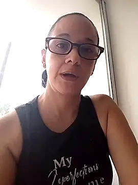 nicolle milf1978 online show from 04/09/26, 11:26