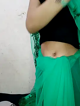 Snapshot of xpihu chatting on 01/15/25, 06:29 xpihu online show from 01/15/25, 06:29