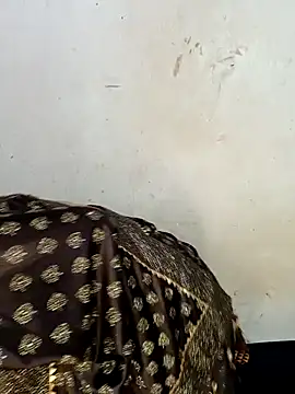 Snapshot of xpihu chatting on 10/21/25, 06:41 xpihu online show from 10/21/25, 06:41