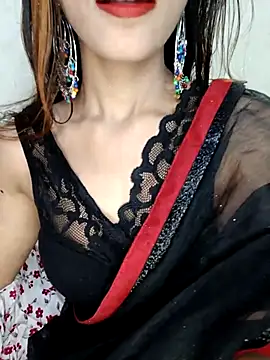 Snapshot of xpihu chatting on 10/25/25, 05:30 xpihu online show from 10/25/25, 05:30