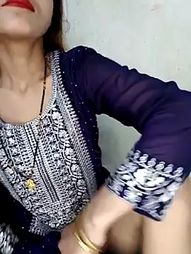 Snapshot of xpihu chatting on 11/04/25, 11:59 xpihu online show from 11/04/25, 11:59