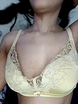 Snapshot of xpihu chatting on 11/13/25, 06:18 xpihu online show from 11/13/25, 06:18