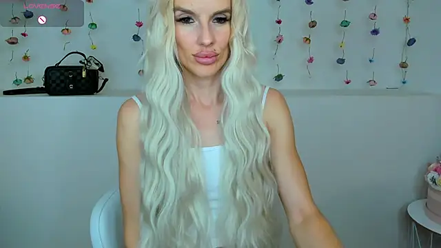 Lana kitty   online show from 09/22/25, 10:12