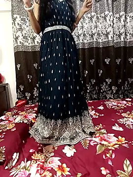 Snapshot of Cute-Bhavya chatting on 01/29/25, 05:24 Cute-Bhavya online show from 01/29/25, 05:24