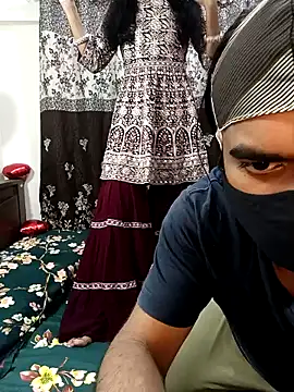 Snapshot of Cute-Bhavya chatting on 02/03/25, 02:14 Cute-Bhavya online show from 02/03/25, 02:14