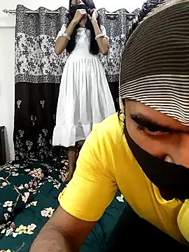 Snapshot of Cute-Bhavya chatting on 02/11/25, 01:20 Cute-Bhavya online show from 02/11/25, 01:20