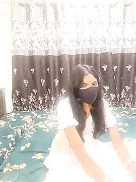 Snapshot of Cute-Bhavya chatting on 02/16/25, 11:59 Cute-Bhavya online show from 02/16/25, 11:59