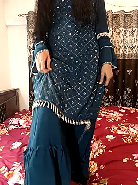 Snapshot of Cute-Bhavya chatting on 09/22/25, 11:45 Cute-Bhavya online show from 09/22/25, 11:45