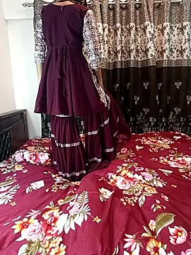 Snapshot of Cute-Bhavya chatting on 10/10/25, 11:09 Cute-Bhavya online show from 10/10/25, 11:09