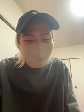 Snapshot of Manato_jp_1215 chatting on 12/08/24, 03:02 Manato jp 1215 online show from 12/08/24, 03:02