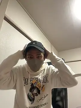 Snapshot of Manato_jp_1215 chatting on 12/12/24, 03:48 Manato jp 1215 online show from 12/12/24, 03:48