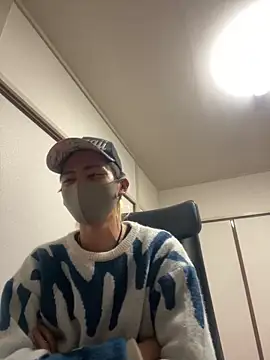 Snapshot of Manato_jp_1215 chatting on 12/22/24, 12:27 Manato jp 1215 online show from 12/22/24, 12:27