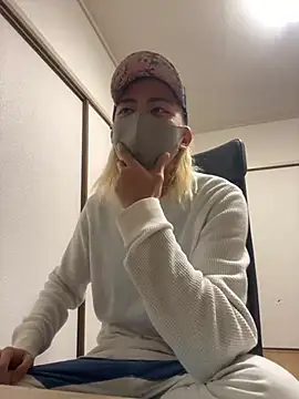 Snapshot of Manato_jp_1215 chatting on 01/06/25, 10:35 Manato jp 1215 online show from 01/06/25, 10:35