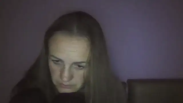 Snapshot of Milaniya261 chatting on 09/13/25, 12:21 Milaniya261 online show from 09/13/25, 12:21