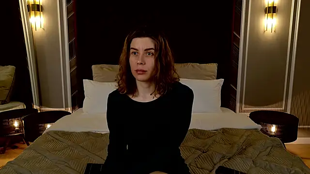 VikkiStorm online show from 03/19/25, 09:17