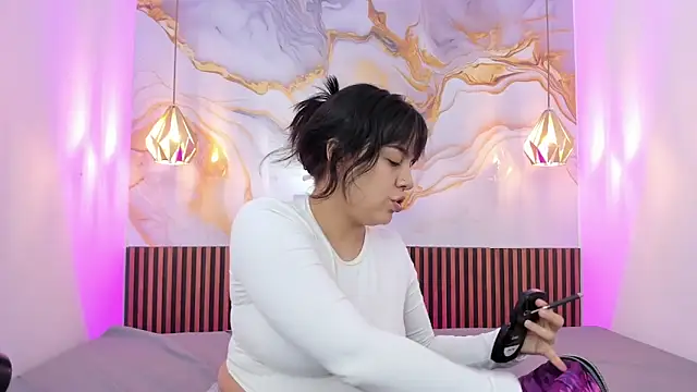 Snapshot of MelissaGilll chatting on 10/22/25, 07:24 MelissaGilll online show from 10/22/25, 07:24