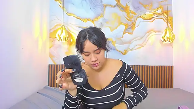 Snapshot of MelissaGilll chatting on 11/27/25, 07:05 MelissaGilll online show from 11/27/25, 07:05