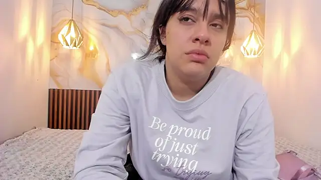 Snapshot of MelissaGilll chatting on 12/04/25, 07:22 MelissaGilll online show from 12/04/25, 07:22