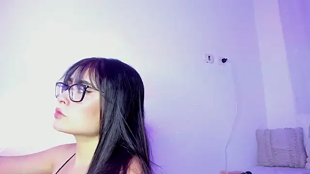 Snapshot of Aria_uwu chatting on 03/09/25, 07:12 Aria uwu online show from 03/09/25, 07:12