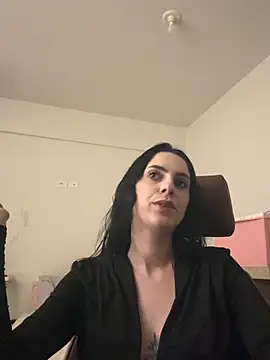 Snapshot of Morguisssz chatting on 05/19/26, 11:33 Morguisssz online show from 05/19/26, 11:33