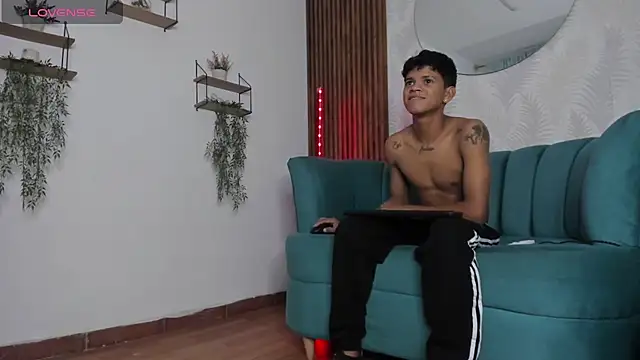 Jeffry wolvess online show from 01/28/25, 12:00