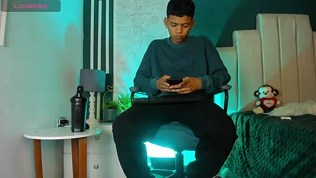 Jeffry wolvess online show from 03/04/25, 12:12