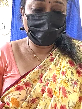 Snapshot of rekha_naier chatting on 07/06/26, 08:44 rekha naier online show from 07/06/26, 08:44