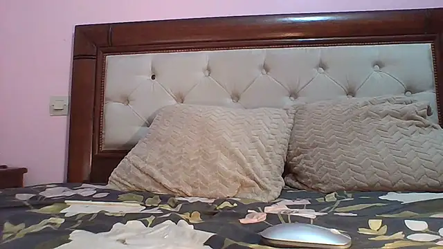 Frozenx online show from 02/28/26, 11:28