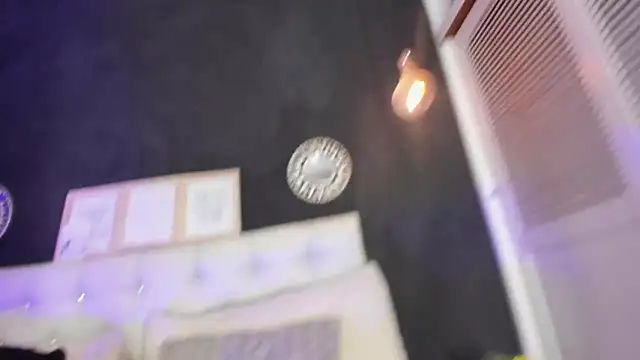 Snapshot of athenasexxxy chatting on 02/20/25, 04:57 athenasexxxy online show from 02/20/25, 04:57