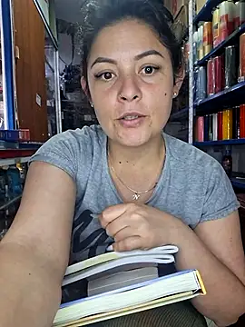 Snapshot of nidia2026 chatting on 10/29/25, 03:47 nidia2026 online show from 10/29/25, 03:47