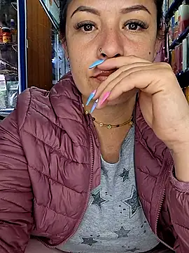 Snapshot of nidia2026 chatting on 02/16/26, 01:18 nidia2026 online show from 02/16/26, 01:18