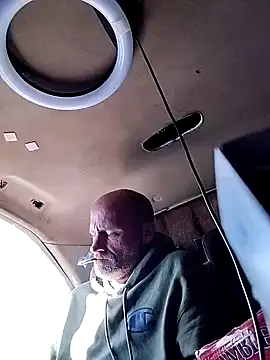 Snapshot of DatingProfile_USA_43_str8 chatting on 01/14/25, 05:23 DatingProfile USA 43 str8 online show from 01/14/25, 05:23