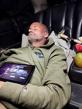 Snapshot of DatingProfile_USA_43_str8 chatting on 02/11/25, 04:01 DatingProfile USA 43 str8 online show from 02/11/25, 04:01