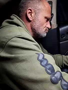 Snapshot of DatingProfile_USA_43_str8 chatting on 02/11/25, 07:02 DatingProfile USA 43 str8 online show from 02/11/25, 07:02