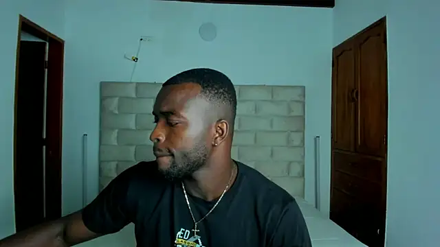 Dylan Taylor online show from 02/10/26, 02:48