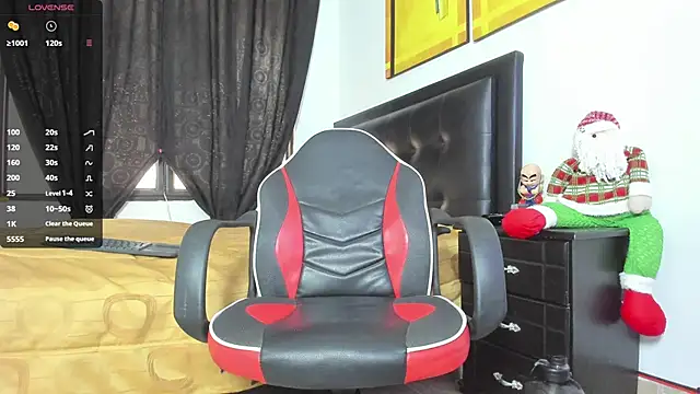 Snapshot of connor_santtos chatting on 12/26/24, 02:27 connor santtos online show from 12/26/24, 02:27